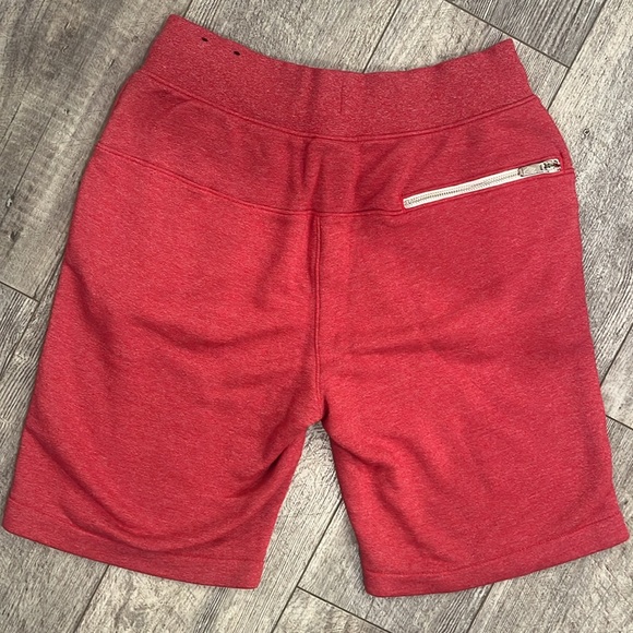 Nike Standard Fit/ At Knee Length Shorts- Size Medium- NWOT - Picture 5 of 8